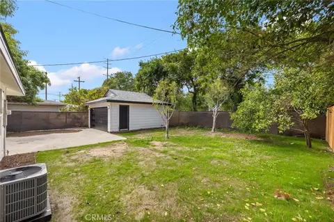 Exterior - 6953 E Stearns St, Long Beach, CA 90815 photo 12 of 17
