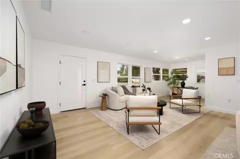 Living - 6953 E Stearns St, Long Beach, CA 90815 photo 2 of 3