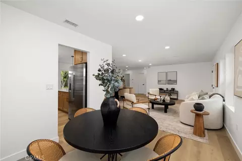 Dining - 6953 E Stearns St, Long Beach, CA 90815 photo 2 of 6