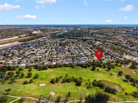 View/Area - 6953 E Stearns St, Long Beach, CA 90815 photo 6 of 8