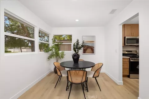 Dining - 6953 E Stearns St, Long Beach, CA 90815 photo 1 of 6
