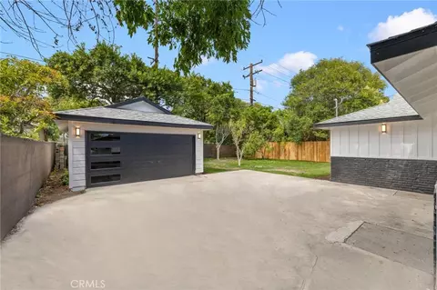 Exterior - 6953 E Stearns St, Long Beach, CA 90815 photo 8 of 17