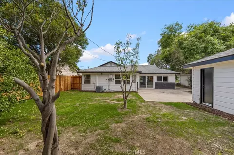 Exterior - 6953 E Stearns St, Long Beach, CA 90815 photo 13 of 17