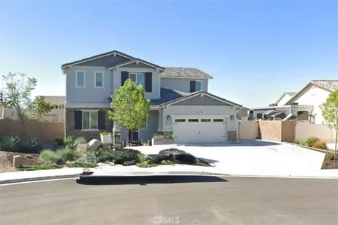 31467 Mosaic Ct, Winchester, CA 92596