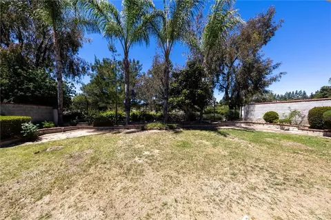 Exterior - 30030 Corte Cantera, Temecula, CA 92591 photo 5 of 7