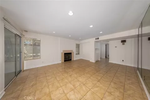 Living - 30030 Corte Cantera, Temecula, CA 92591 photo 4 of 6
