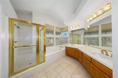 Bath - 30030 Corte Cantera, Temecula, CA 92591 photo 1 of 2