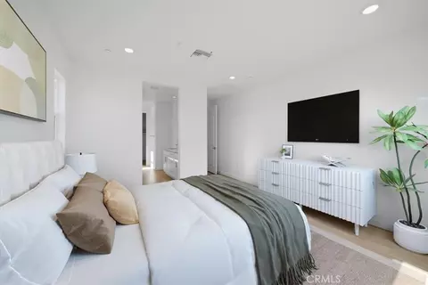Bedroom - 3329 E Avenue J-4, Lancaster, CA 93535 photo 2 of 7