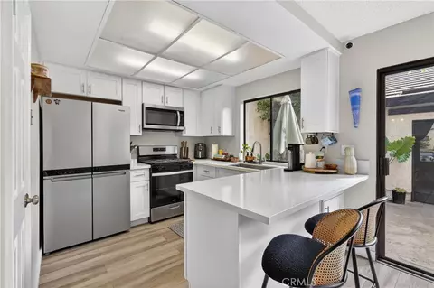 Kitchen - 885 Via Sierra Nevada, Riverside, CA 92507 photo 1 of 3