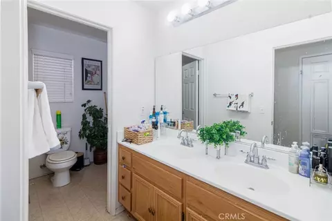 Bath - 10156 Marissa Ct, Hesperia, CA 92345 photo 2 of 2