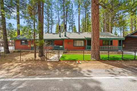 41869 Brownie Ln, Big Bear Lake, CA 92315