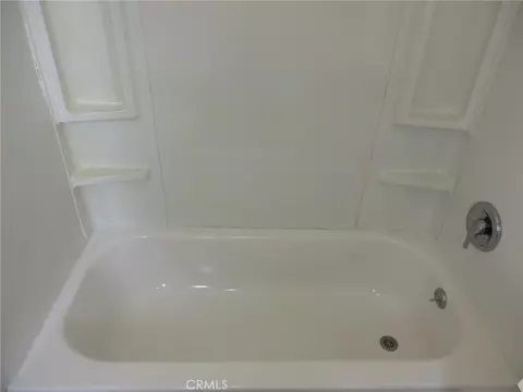 Bath - 3076 Lemon, Riverside, CA 92501 photo 6 of 6