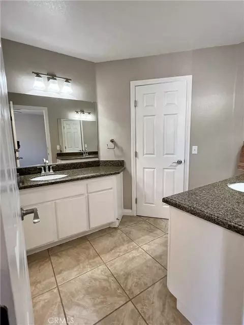Bath - 16187 Cousins, Riverside, CA 92503 photo 5 of 5