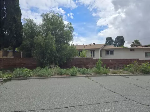 530 Gilman W, Banning, CA 92220