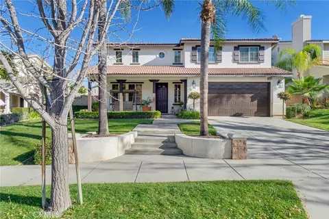 Exterior - 2967 Mangular, Corona, CA 92882 photo 2 of 7