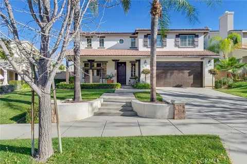 2967 Mangular, Corona, CA 92882