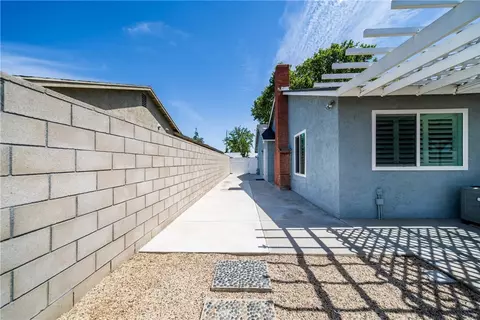 Exterior - 4040 Penrod, Riverside, CA 92505 photo 7 of 9