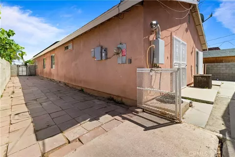 Exterior - 217 E 5th St, Perris, CA 92570 photo 4 of 6