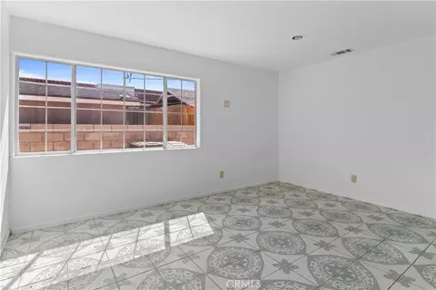 Living - 217 E 5th St, Perris, CA 92570 photo 2 of 4