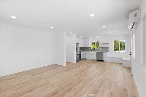 Living - 1202 Amethyst St, Mentone, CA 92359 photo 2 of 3