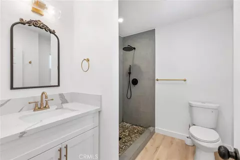 Bath - 1202 Amethyst St, Mentone, CA 92359 photo 1 of 1