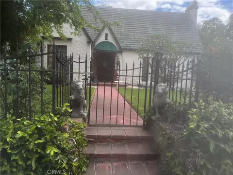 4579 University, Riverside, CA 92501 photo 1
