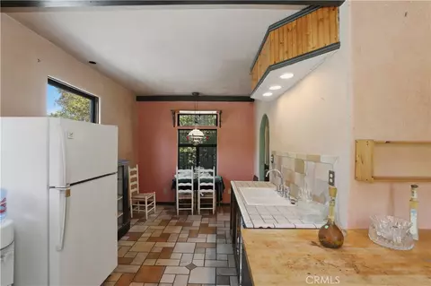 Kitchen - 4579 University, Riverside, CA 92501 photo 3 of 3
