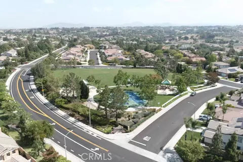 View/Area - 42585 Devant Cir, Temecula, CA 92592 photo 8 of 8