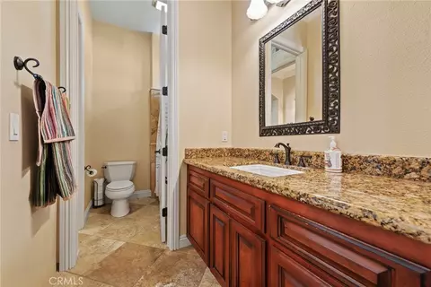 Bath - 9609 Equestrian Dr, Riverside, CA 92503 photo 5 of 6