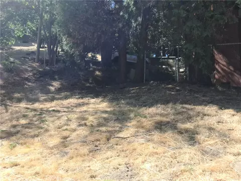 24814 Edelweiss, Crestline, CA 92325 photo 3