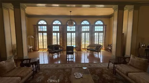 Living - 315 W 3rd, Long Beach, CA 90802 photo 2 of 2