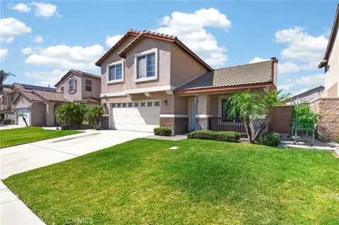 15370 Twinberry Ct, Fontana, CA 92336