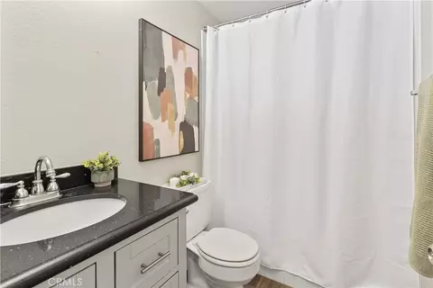 Bath - 33732 Great Fls, Wildomar, CA 92595 photo 1 of 3