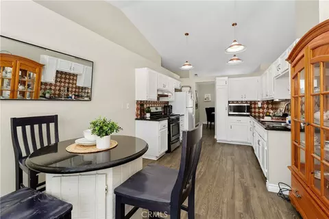 Kitchen - 33732 Great Fls, Wildomar, CA 92595 photo 3 of 4