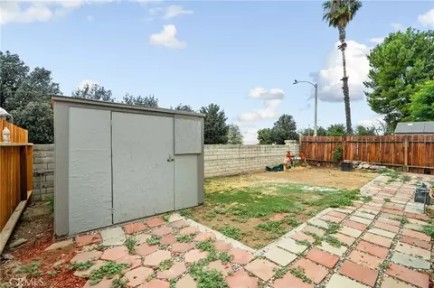80 E Dawes, Perris, CA 92571 photo 22