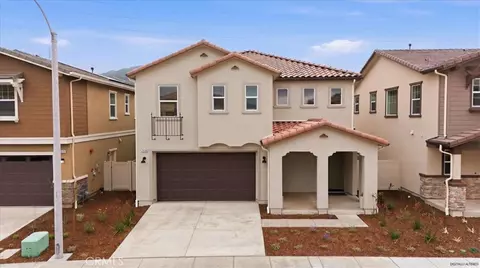 23708 Wilcox Dr, Newhall, CA 91321