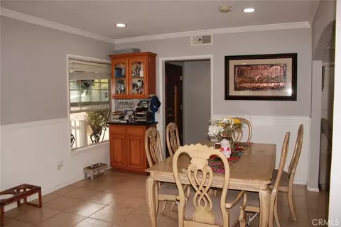 Dining - 9081 Tangelo, Fontana, CA 92335 photo 1 of 1