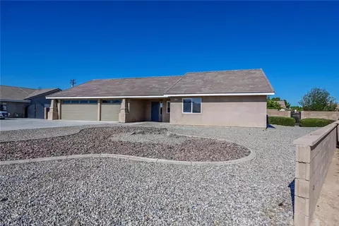 Exterior - 13934 Okesa, Apple Valley, CA 92307 photo 3 of 8
