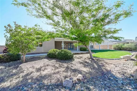 Exterior - 13934 Okesa, Apple Valley, CA 92307 photo 6 of 8