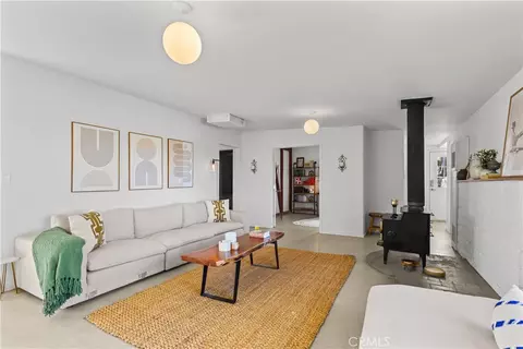 Living - 60611 Birdie Ln, Landers, CA 92285 photo 5 of 6