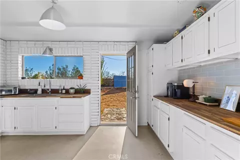 Other - 60611 Birdie Ln, Landers, CA 92285 photo 1 of 7