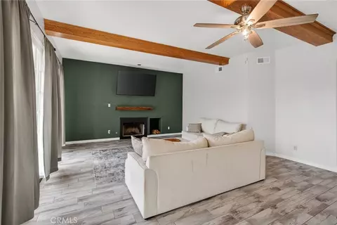 Living - 6953 Dover Ct, Highland, CA 92346 photo 6 of 8