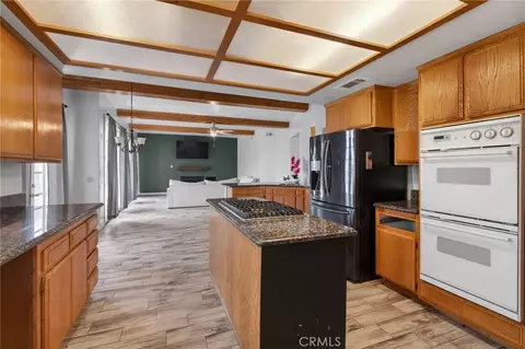 Kitchen - 6953 Dover Ct, Highland, CA 92346 photo 3 of 5