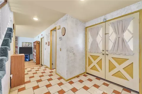 Entry Way - 12356 Thistle Dr, Rancho Cucamonga, CA 91739 photo 2 of 2
