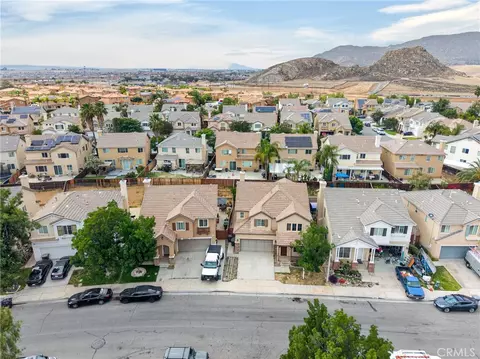 View/Area - 3908 Bluff, Perris, CA 92571 photo 4 of 9