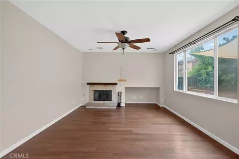 Living - 3908 Bluff, Perris, CA 92571 photo 4 of 6