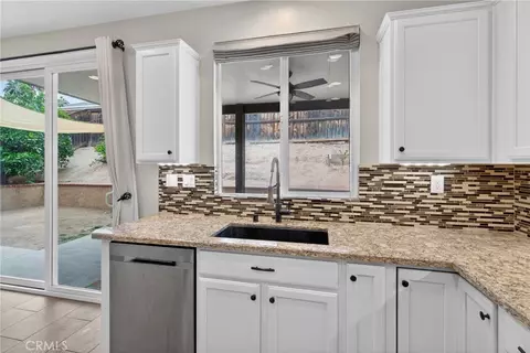 Kitchen - 3908 Bluff, Perris, CA 92571 photo 2 of 2