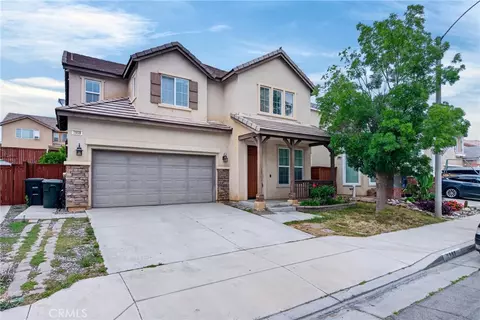 Exterior - 3908 Bluff, Perris, CA 92571 photo 3 of 9