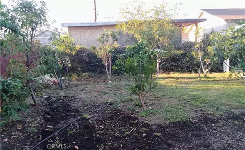 Exterior - 8258 Madrona Dr, Fontana, CA 92335 photo 6 of 11