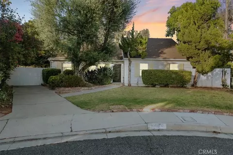 2807 Wyoming Way, Riverside, CA 92506